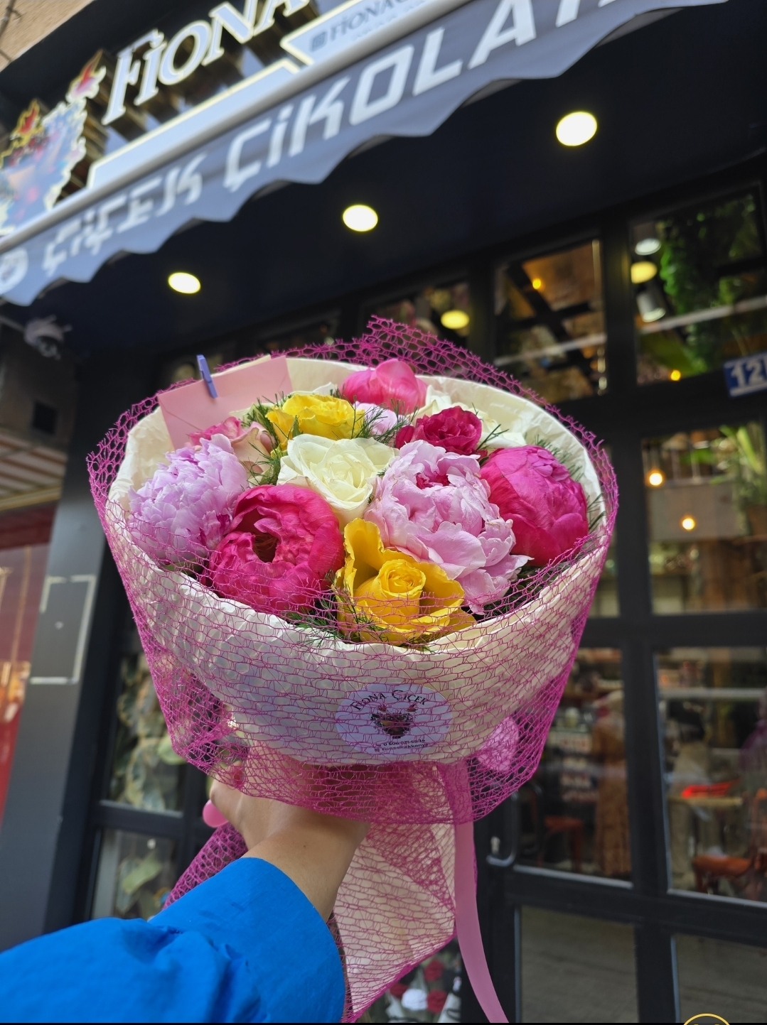 ŞAKAYIK VE GÜL KARIŞIK BUKET