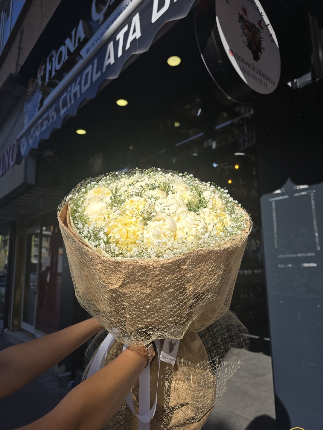 20 AD. BEYAZ ŞAKAYIK BUKETİ