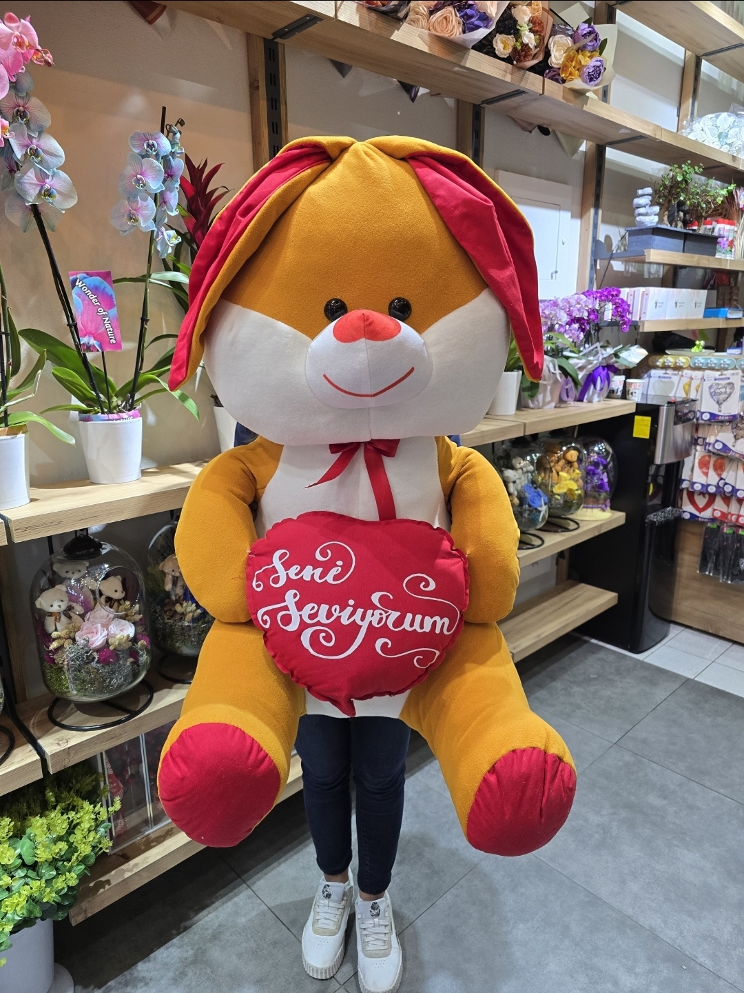 1,50CM KIRMIZI KALPLİ TURUNCU PELÜŞ TAVŞAN