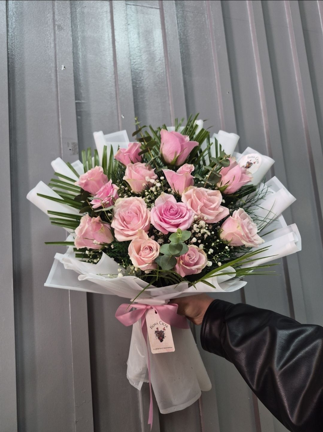 15 AD. XXL PEMBE GÜL BUKETİ