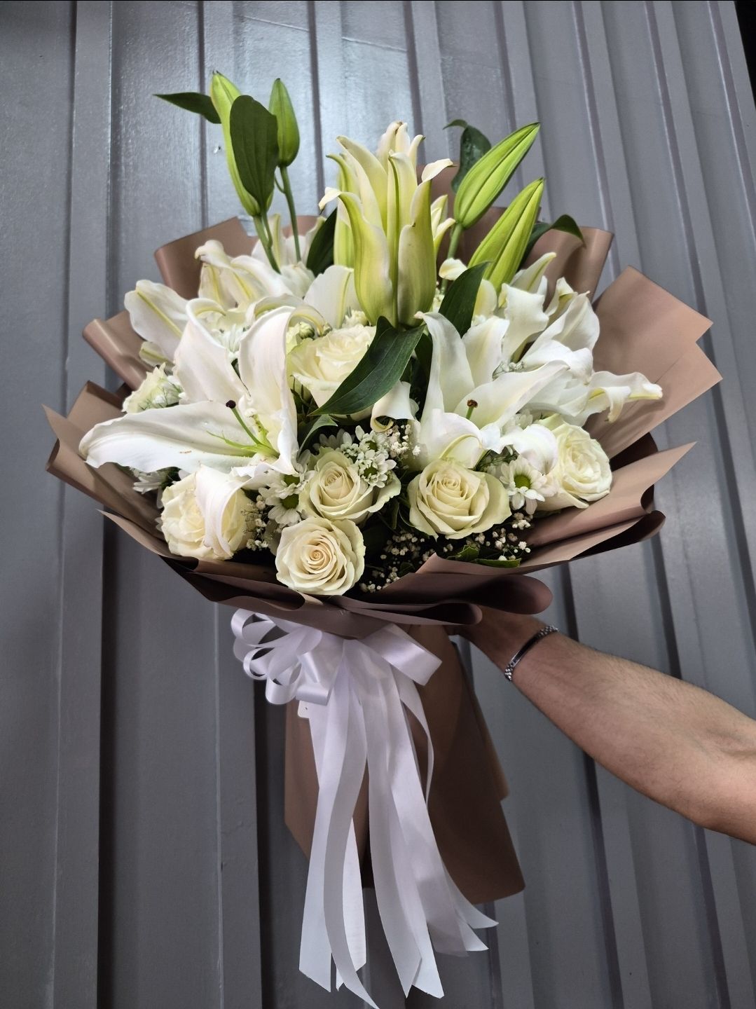 XL LİLYUM BEYAZ GÜL BUKETİ 