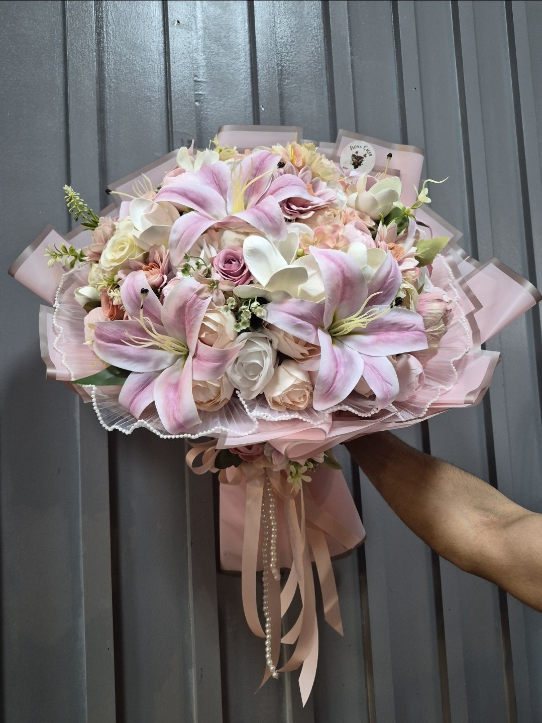 YAPAY PREMİUM PEMBE BUKET