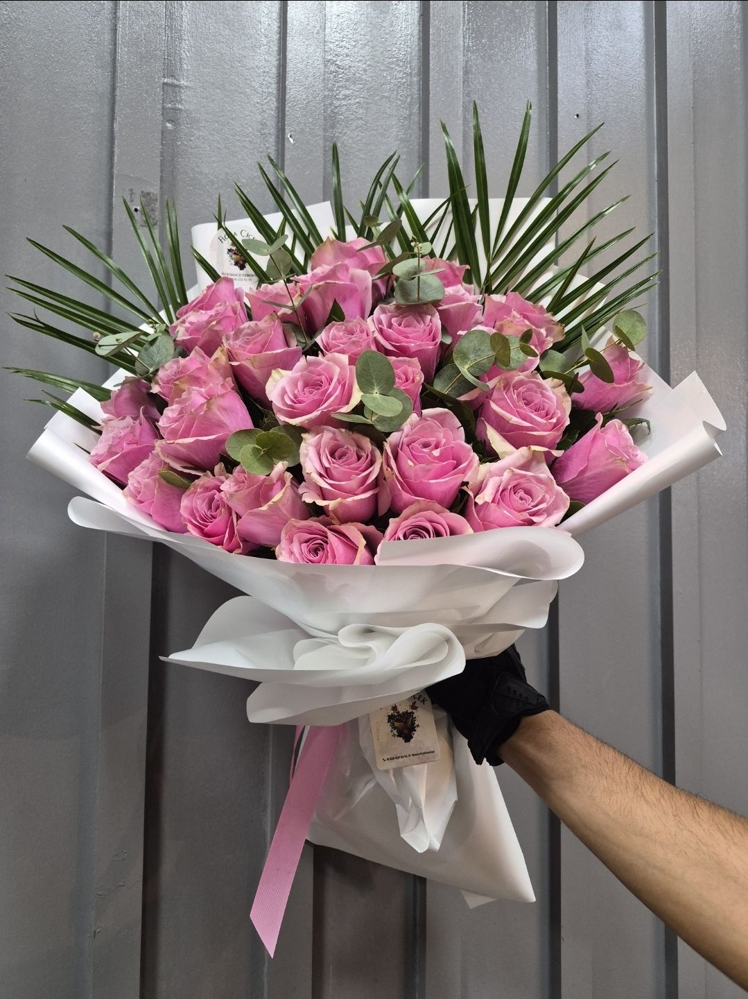 30 AD. PEMBE GÜL BUKETİ